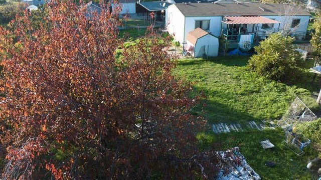 968 Virginia Ave, Olivehurst, CA 95961