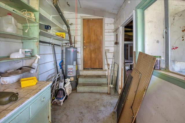 968 Virginia Ave, Olivehurst, CA 95961