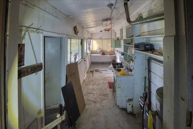 968 Virginia Ave, Olivehurst, CA 95961