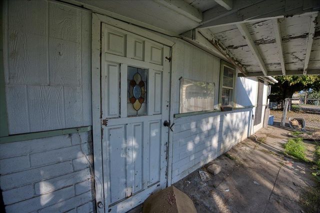 968 Virginia Ave, Olivehurst, CA 95961