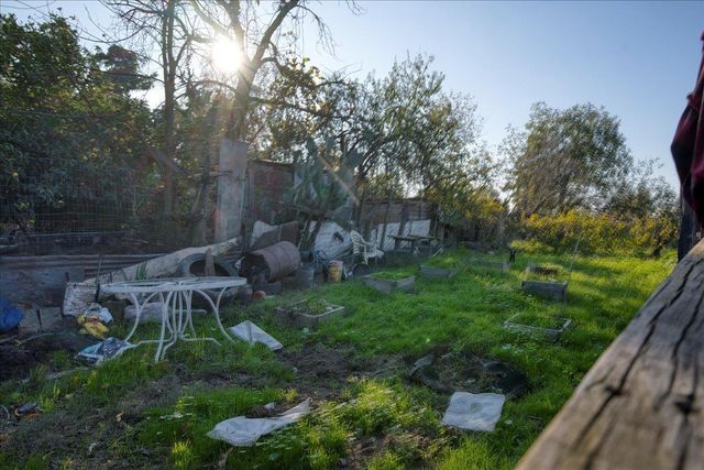 968 Virginia Ave, Olivehurst, CA 95961