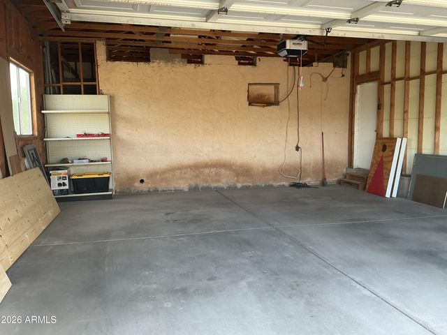 2821 W Elliot Road, Laveen, AZ 85339