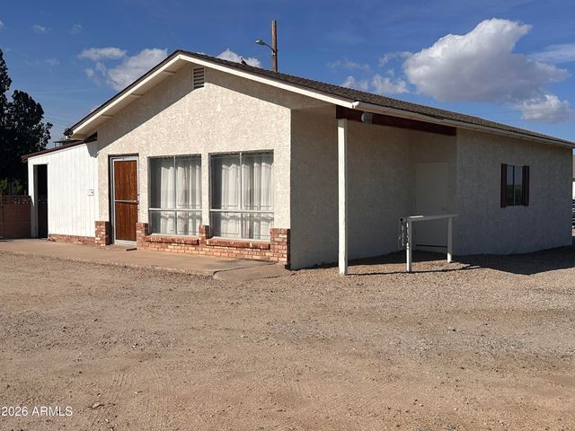 2821 W Elliot Road, Laveen, AZ 85339