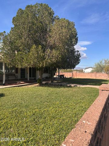 2821 W Elliot Road, Laveen, AZ 85339