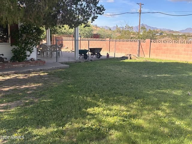 2821 W Elliot Road, Laveen, AZ 85339