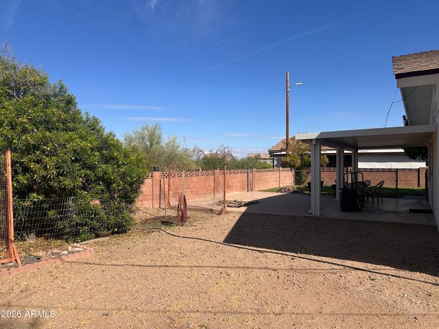 2821 W Elliot Road, Laveen, AZ 85339