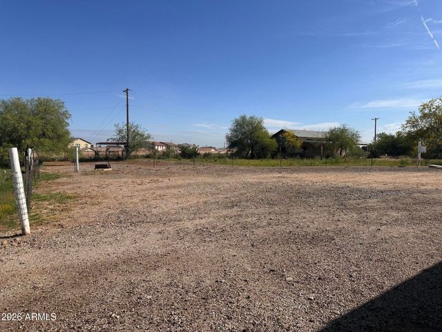 2821 W Elliot Road, Laveen, AZ 85339