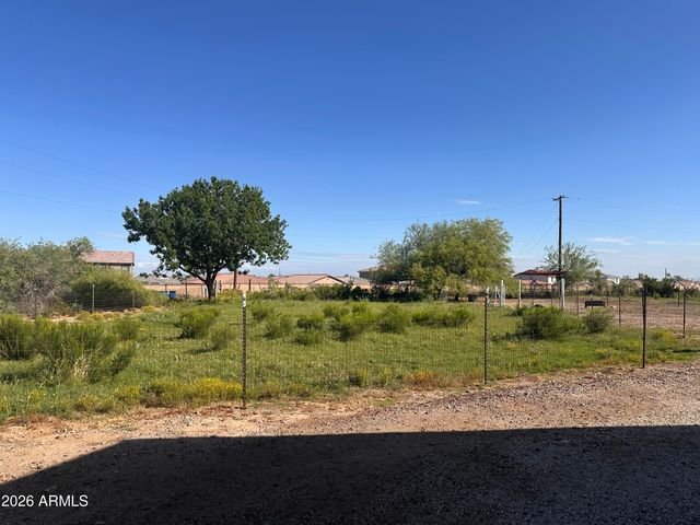 2821 W Elliot Road, Laveen, AZ 85339