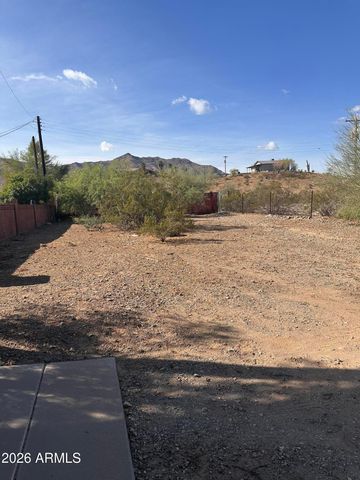 2821 W Elliot Road, Laveen, AZ 85339