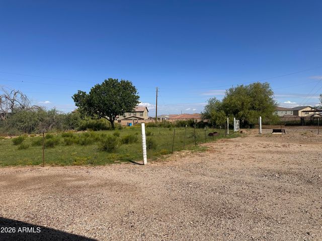 2821 W Elliot Road, Laveen, AZ 85339