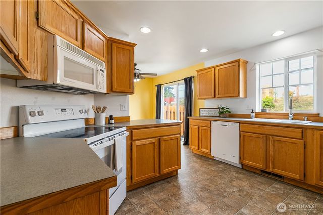 1425 Spruce Street, Lynden, WA 98264