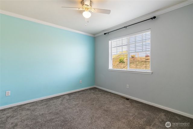 1425 Spruce Street, Lynden, WA 98264