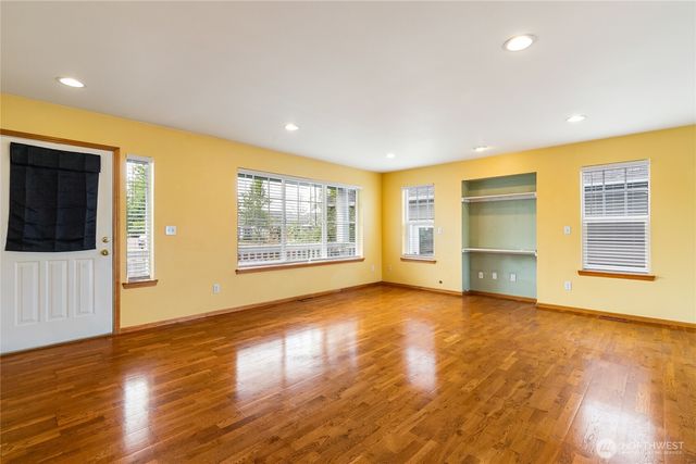 1425 Spruce Street, Lynden, WA 98264