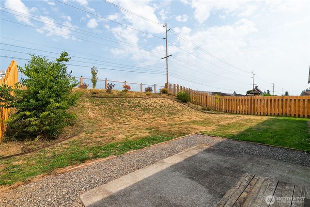1425 Spruce Street, Lynden, WA 98264