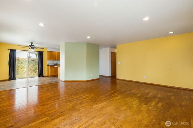 1425 Spruce Street, Lynden, WA 98264