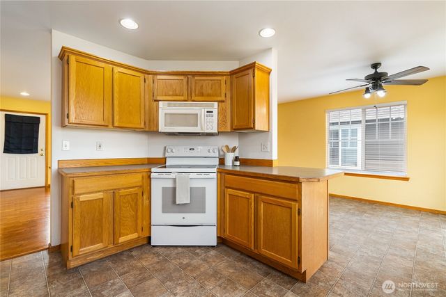 1425 Spruce Street, Lynden, WA 98264