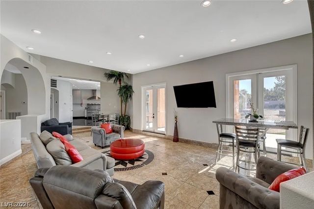 395 East Wigwam Avenue, Las Vegas, NV 89123