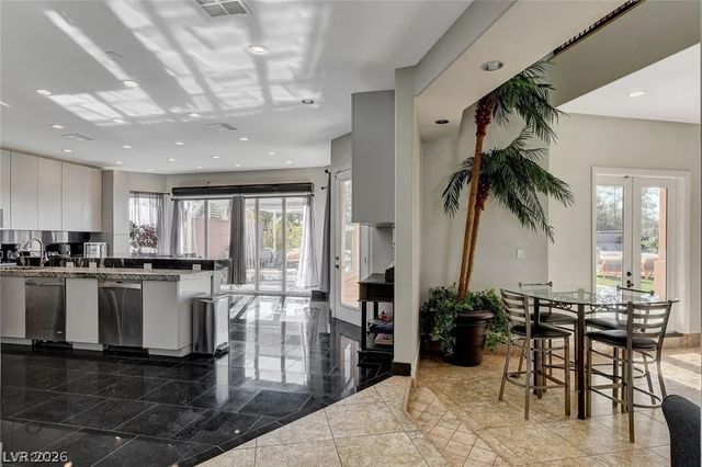 395 East Wigwam Avenue, Las Vegas, NV 89123