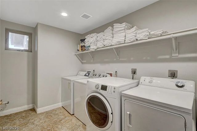 395 East Wigwam Avenue, Las Vegas, NV 89123
