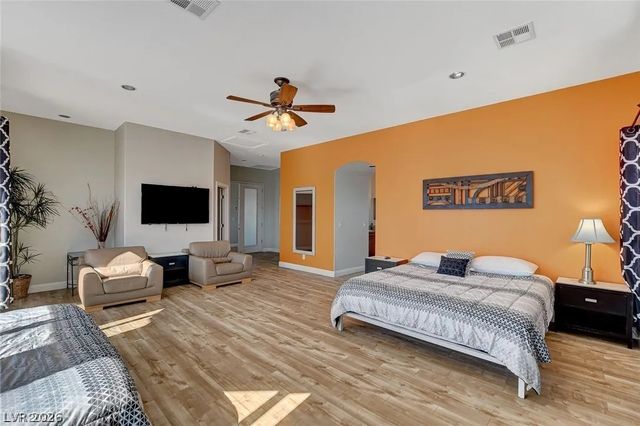 395 East Wigwam Avenue, Las Vegas, NV 89123
