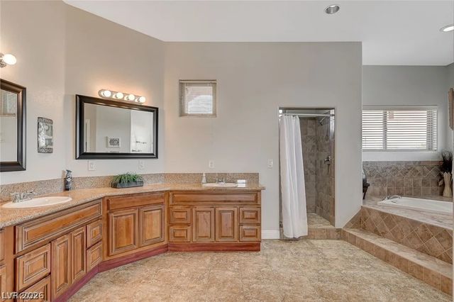 395 East Wigwam Avenue, Las Vegas, NV 89123
