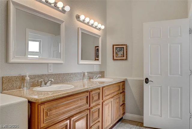 395 East Wigwam Avenue, Las Vegas, NV 89123