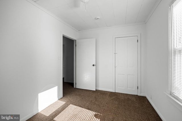 105 E WASHINGTON ST, Riverside, NJ 08075
