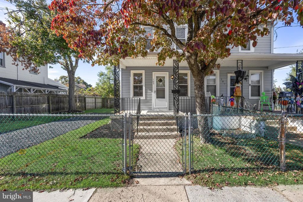 105 E WASHINGTON ST, RIVERSIDE, NJ 08075 — photo 2