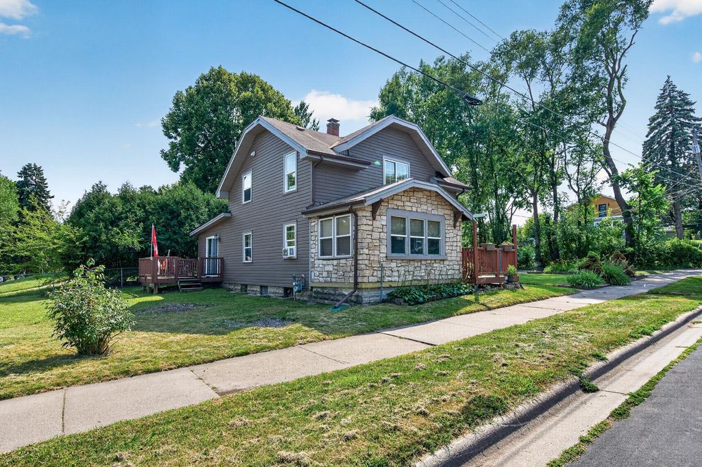 158 Moreland Avenue E, West Saint Paul, MN 55118 — photo 2