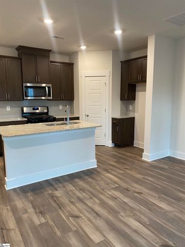 822 Thread Way, Greer, SC 29651