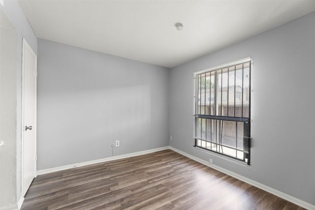 2100 Wilcrest Drive 141, Houston, TX 77042