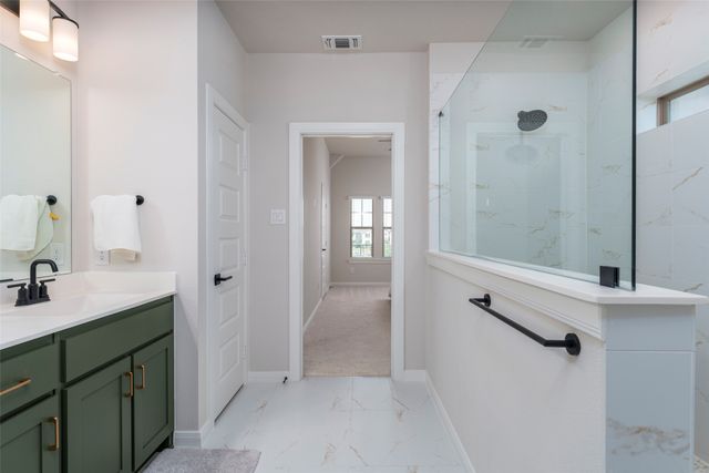 905 Carnation Drive, Crowley, TX 76036
