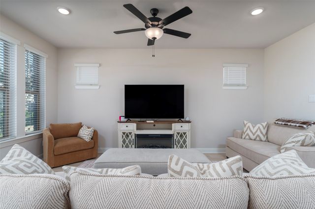 905 Carnation Drive, Crowley, TX 76036