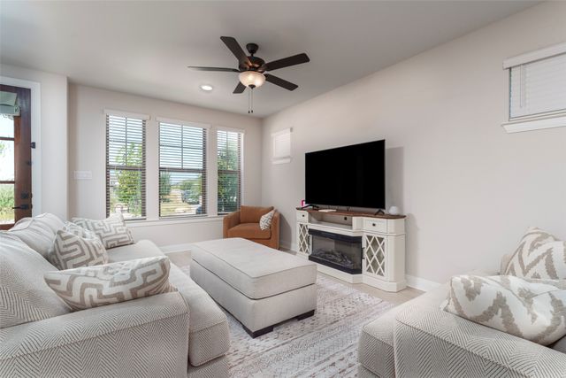 905 Carnation Drive, Crowley, TX 76036