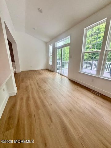 28 Grace Drive, Marlton, NJ 08053