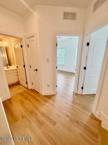 28 Grace Drive, Marlton, NJ 08053