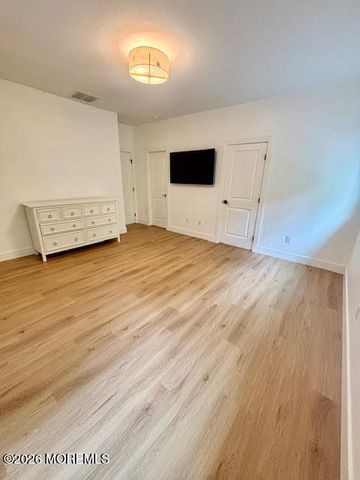 28 Grace Drive, Marlton, NJ 08053