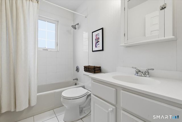 367 Main Street 7, Old Saybrook, CT 06475