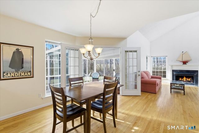 367 Main Street 7, Old Saybrook, CT 06475