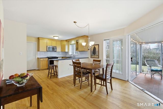 367 Main Street 7, Old Saybrook, CT 06475