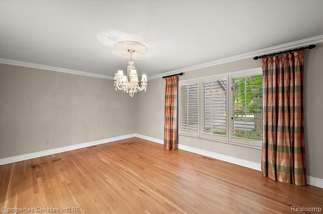 5640 Kolly Road, Bloomfield Hills, MI 48301