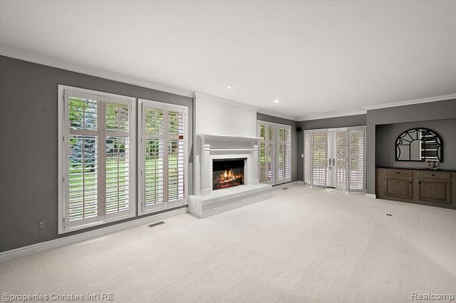 5640 Kolly Road, Bloomfield Hills, MI 48301