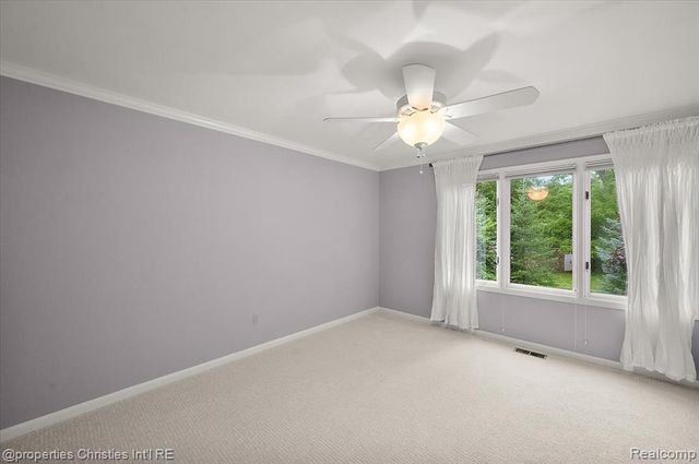 5640 Kolly Road, Bloomfield Hills, MI 48301