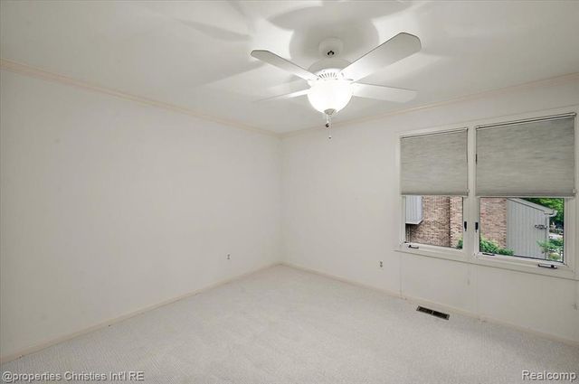 5640 Kolly Road, Bloomfield Hills, MI 48301