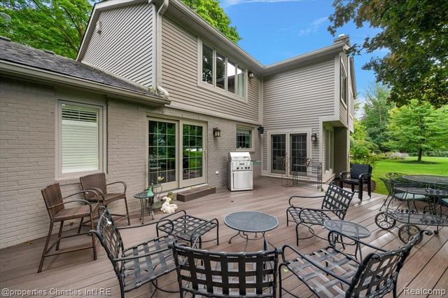 5640 Kolly Road, Bloomfield Hills, MI 48301