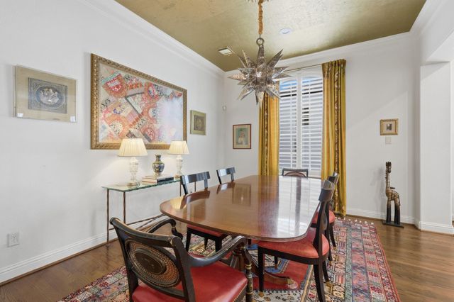 1956 Welch Street, Houston, TX 77019
