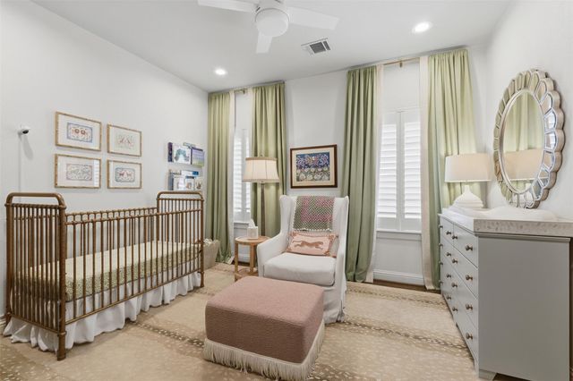 1956 Welch Street, Houston, TX 77019