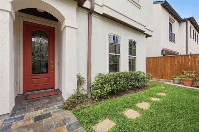 1956 Welch Street, Houston, TX 77019