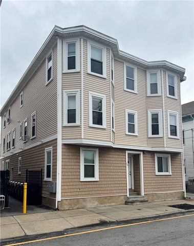 39 America Street, Providence, RI 02903