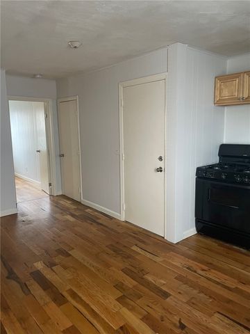 39 America Street, Providence, RI 02903